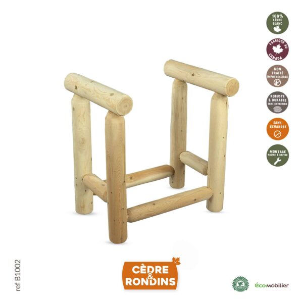 Range bois en cèdre blanc petit modèle pour stocker des bûches de chauffage