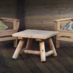 petite table en bois blanc massif de cedre pour jardin