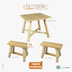 Une table carrée avec 4 bancs