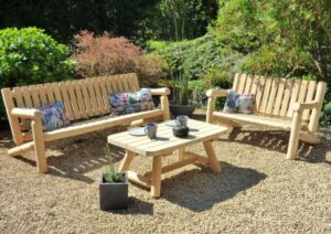 Salon de jardin en bois